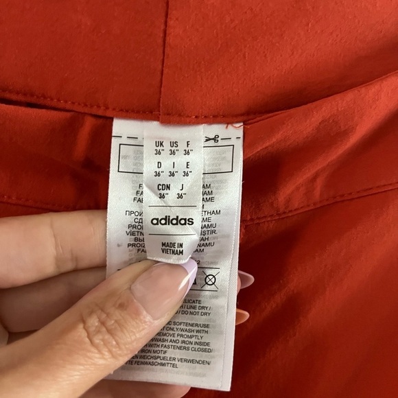 Adidas golf nylon 9 inch shorts - Picture 4 of 6